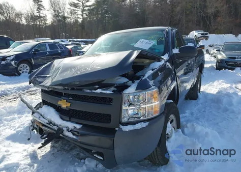 2010 Chevrolet Silverado 1500 Work Truck z USA, uszkodzony, nr VIN 1GCPKPEX7AZ183093